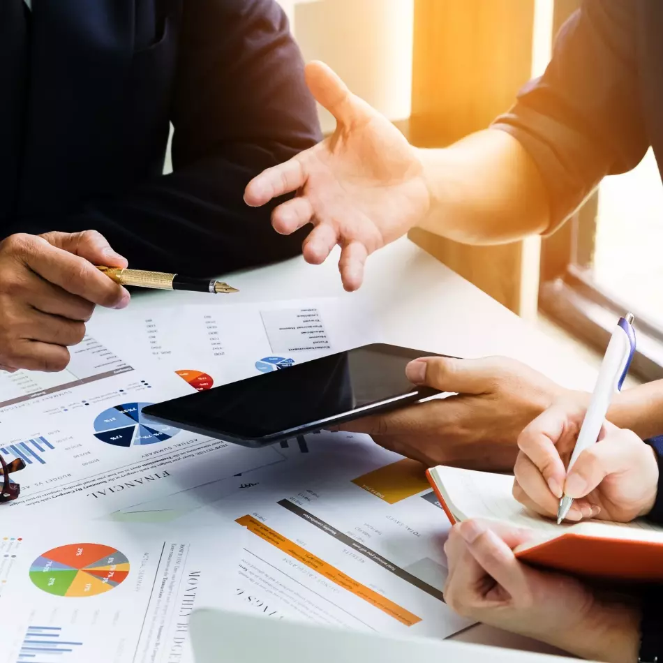Marketing & Sales